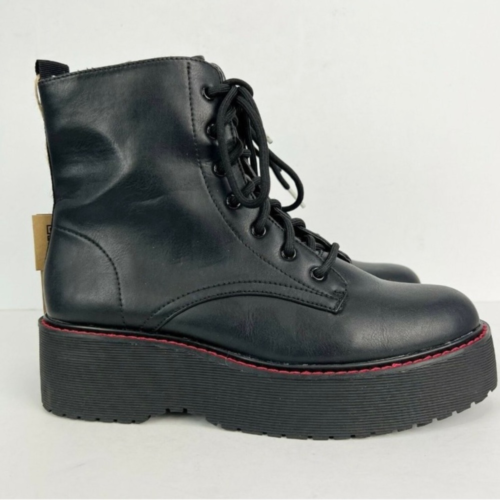 Steve Madden Cool Planet Kreed Chunky Platform Combat Boots NWOB Size 8